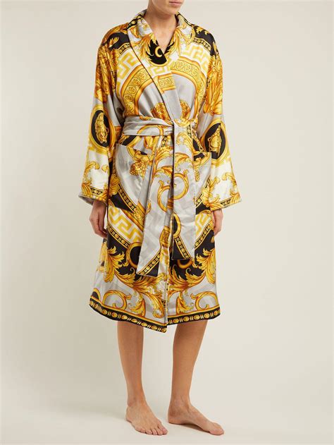 versace robe .